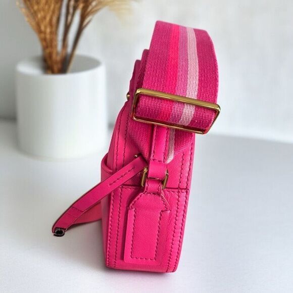 Fossil Barbie Camera Crossbody Bag Special Edition RARE - Picture 2 of 7